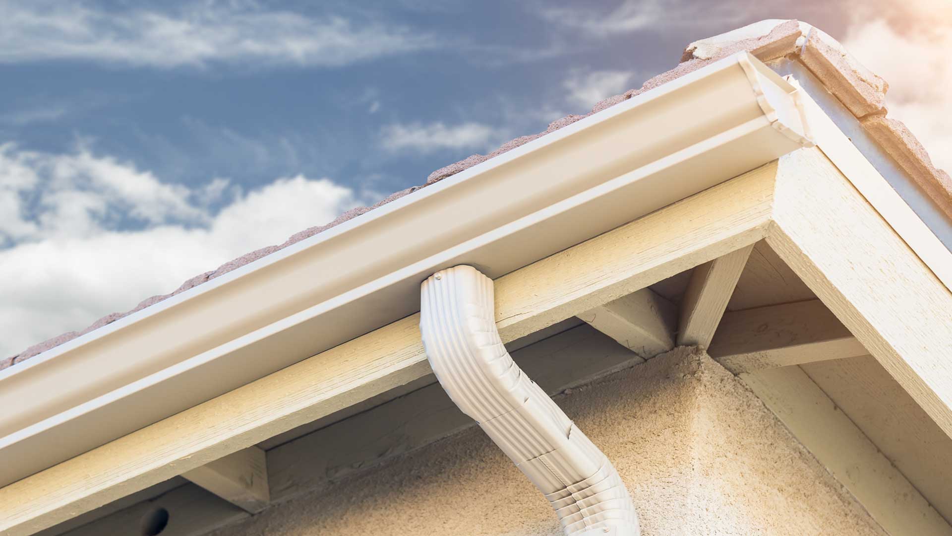 Alexander S Seamless Gutters Llc Billings Mt Gutter Cleaning Installation